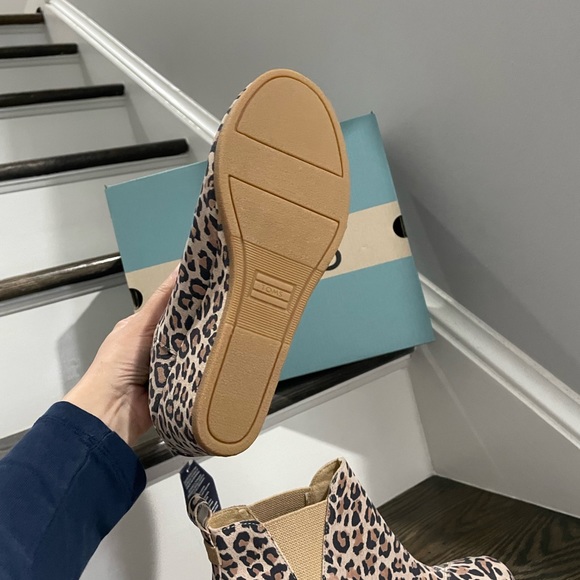 TOMS Women's Desert Tan Leopard Suede Kelsy Bootie 10014153, Tan, Size 9.5 - Picture 7 of 8